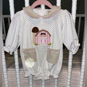 Little Bear Smocks Barn Bubble